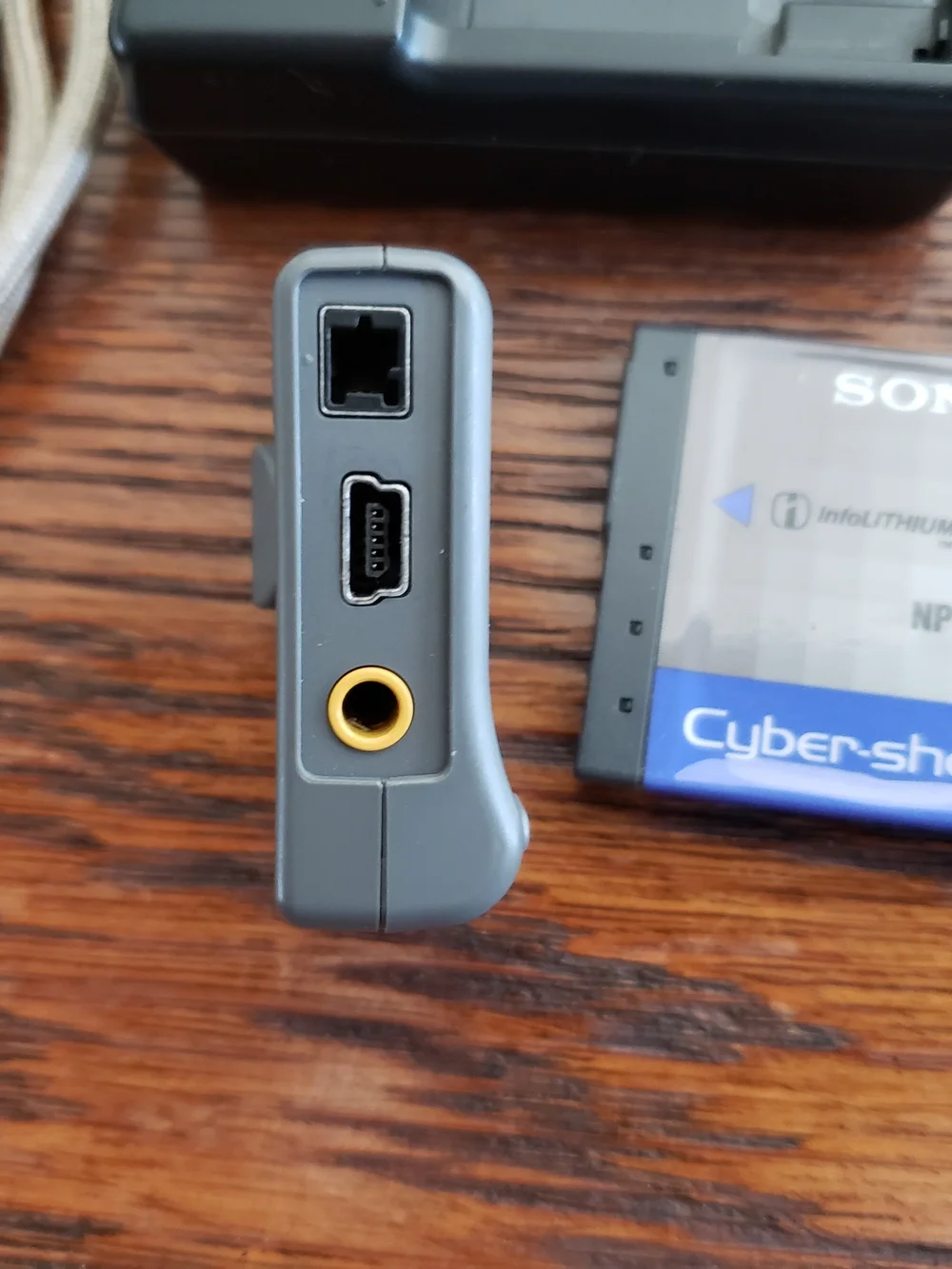 Sony Cyber-shot DSC-T7 Bundle — Fully Tested & Working (With Accessories)